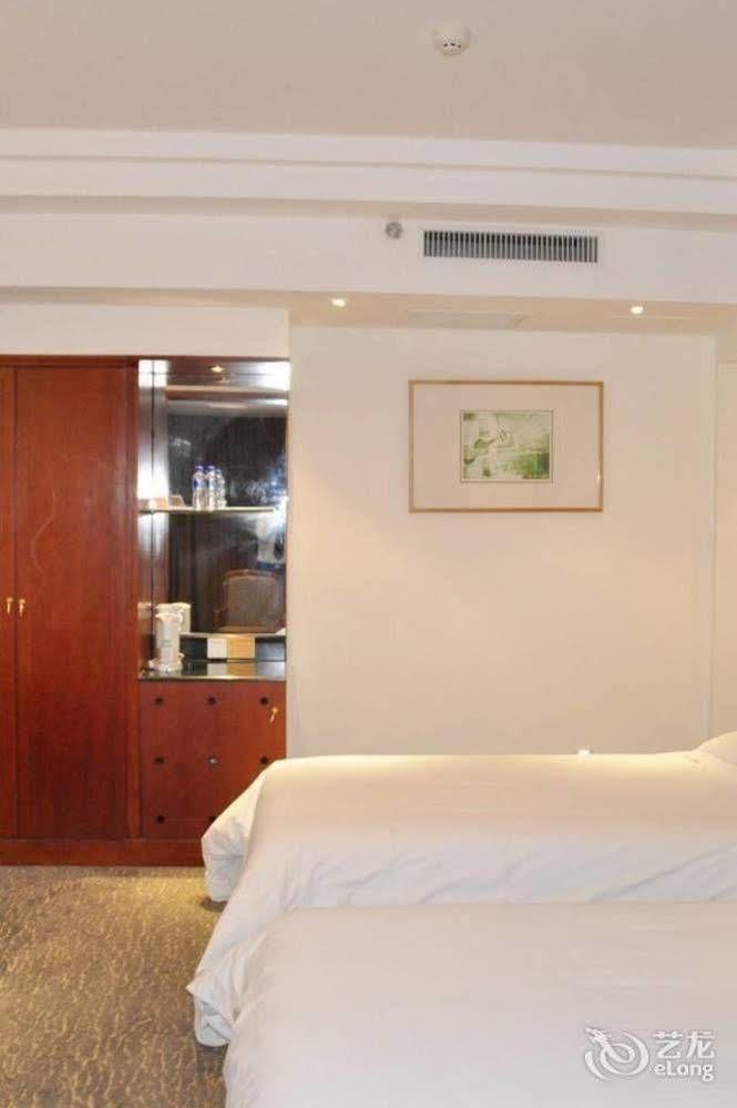 Byfond Hotel Shanghai Eksteriør billede